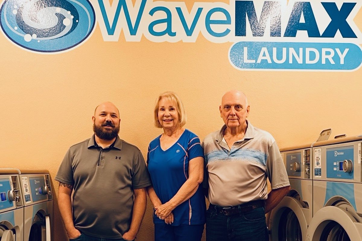 WaveMAX Temple, TX — Olaf Dr. | WaveMAX Laundry 24 The owners of WaveMAX Laundry in Temple, TX